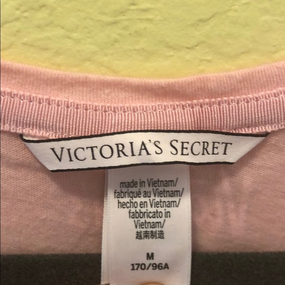 New without tags Victoria’s Secret tank - Picture 3 of 3
